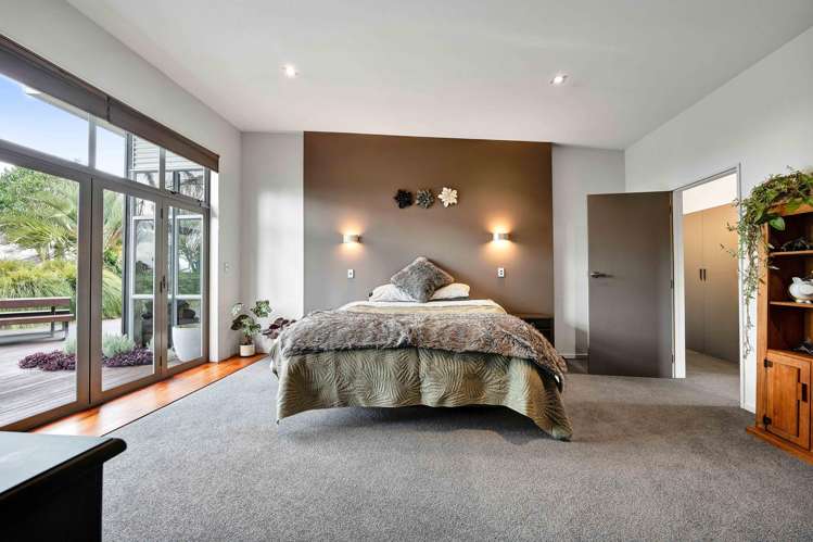 82 Mawhitiwhiti Road Normanby_12