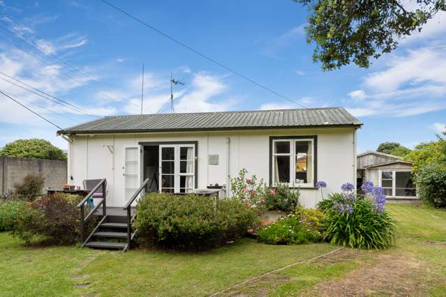 26 The Avenue Otaki Beach_1