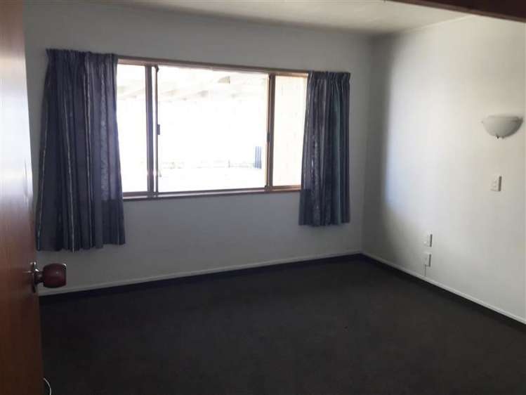 120 York Road Longlands_7