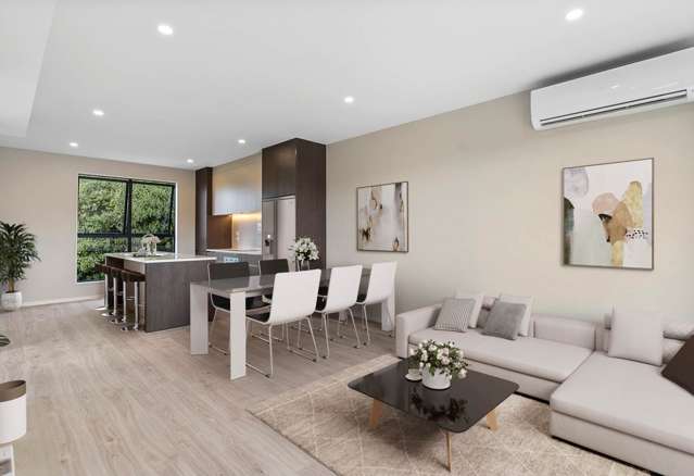 2/64 Pupuke Road Hillcrest_1