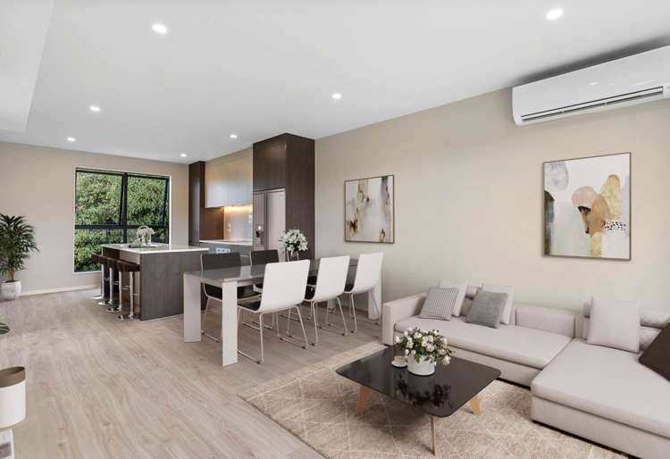 2/64 Pupuke Road Hillcrest_1