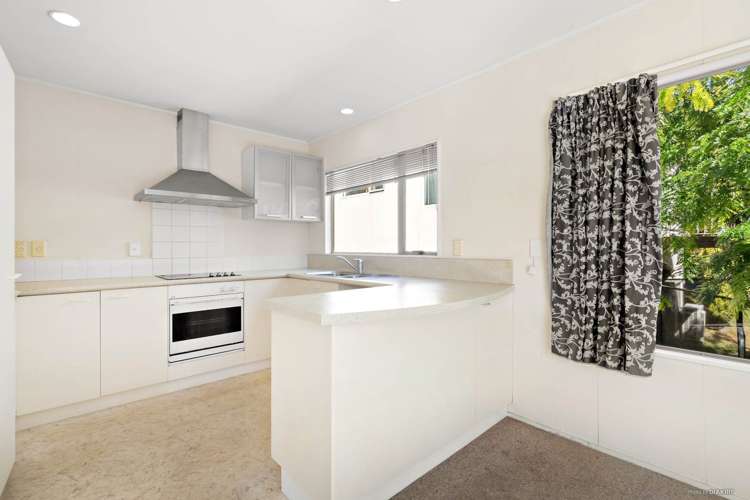 3/65 Ribbonwood Crescent Goodwood Heights_5