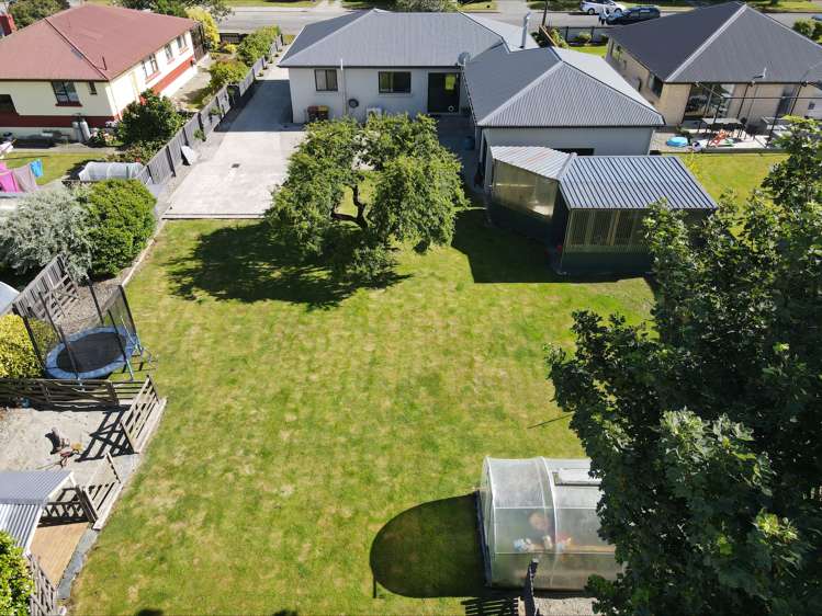 53 Queen Street Winton_23