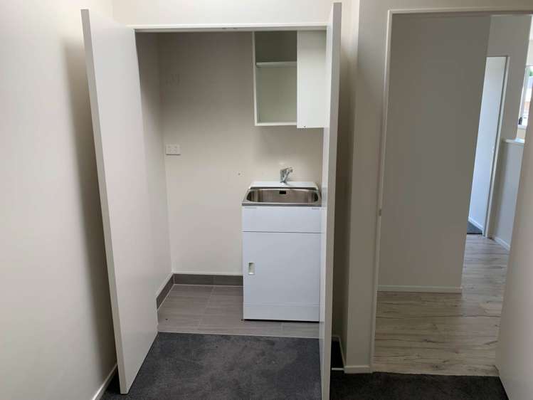 24/45 Karepiro Drive Stanmore Bay_5