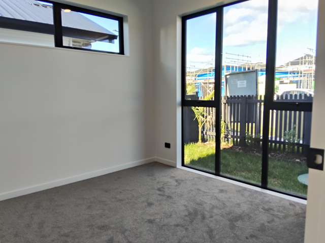 390 Te Taruna Drive Milldale_4