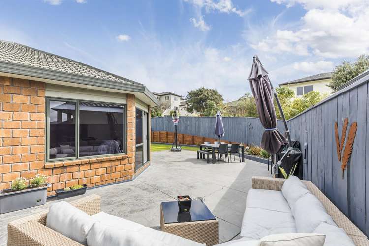 2 Endeavour Drive Whitby_18