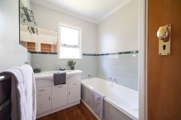 65 The Ridgeway Stoke_16