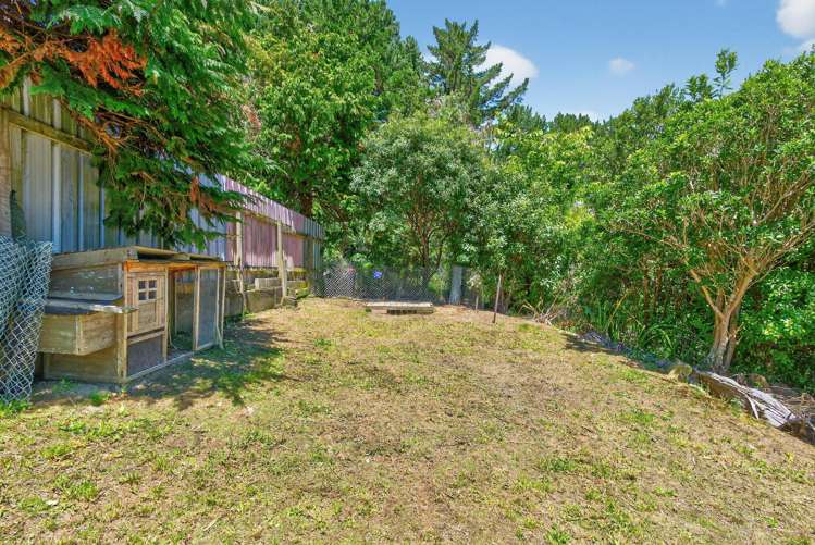 15 Thomson Grove Stokes Valley_21