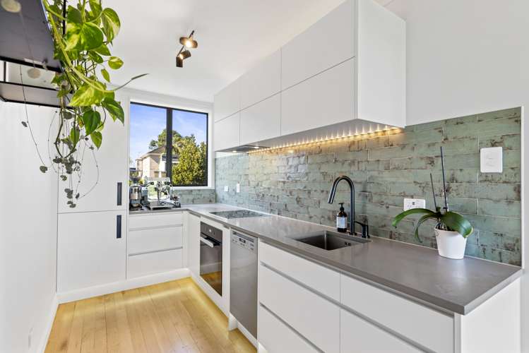 8/135 Jervois Road Herne Bay_5