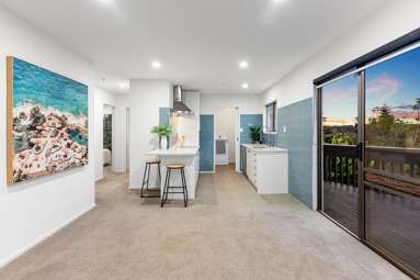 1/57 Aeroview Drive_2