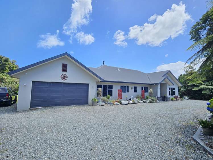 122B Rutherglen Road Paroa_26