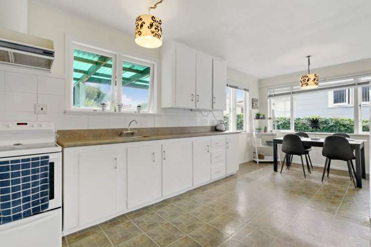 33 Coxhead Road Manurewa_3