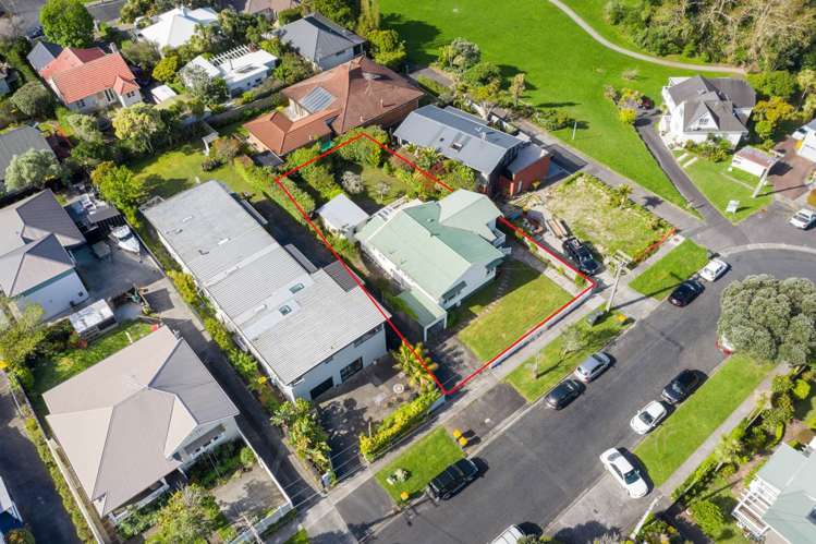 17 Hanlon Crescent Narrow Neck_25