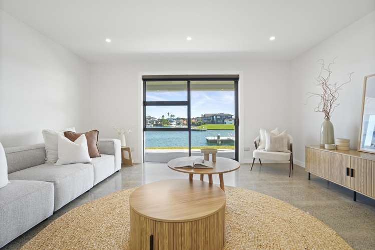 21 Fred Carr Place One Tree Point_21