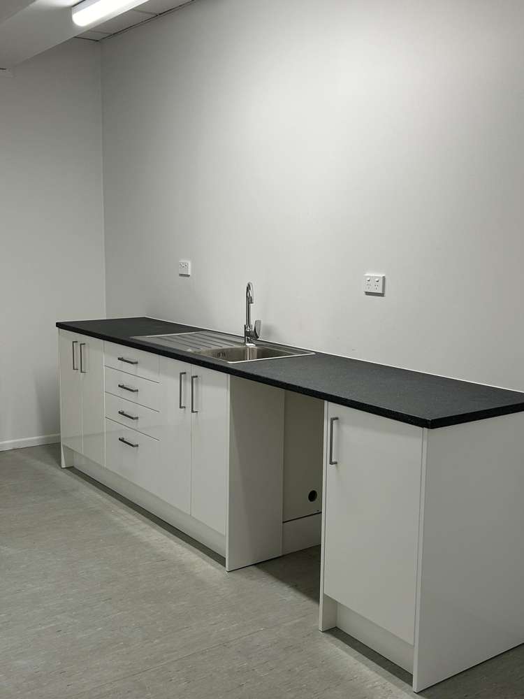 8/295 Lincoln Road Henderson_2