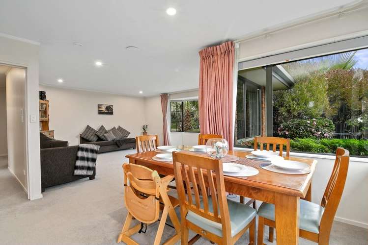 12 Mary Ann Muller Crescent Stoke_11