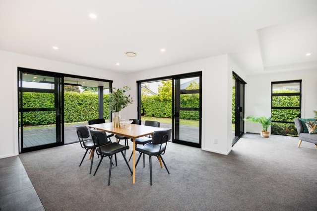 324A College Street West End_2