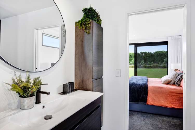 450 Waitara Road Huirangi_26