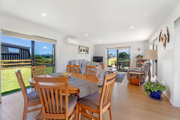 105 Rangiora Crescent Matarangi_8