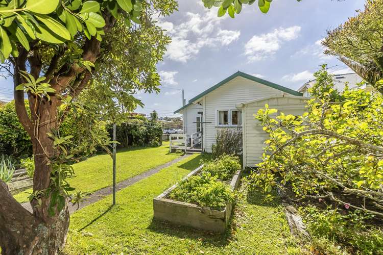 36 Campbell Street Karori_15