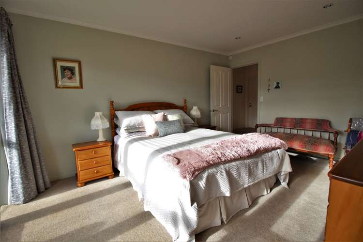 22 Henderson Drive Alexandra_15