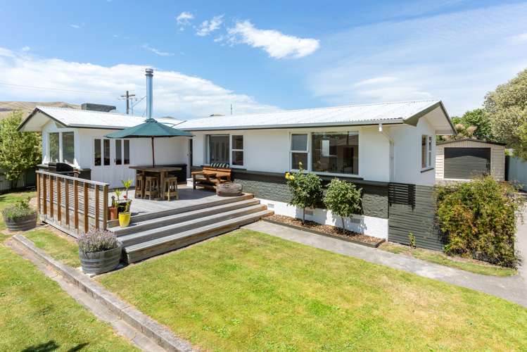 7 Wadsworth Crescent Redwoodtown_0