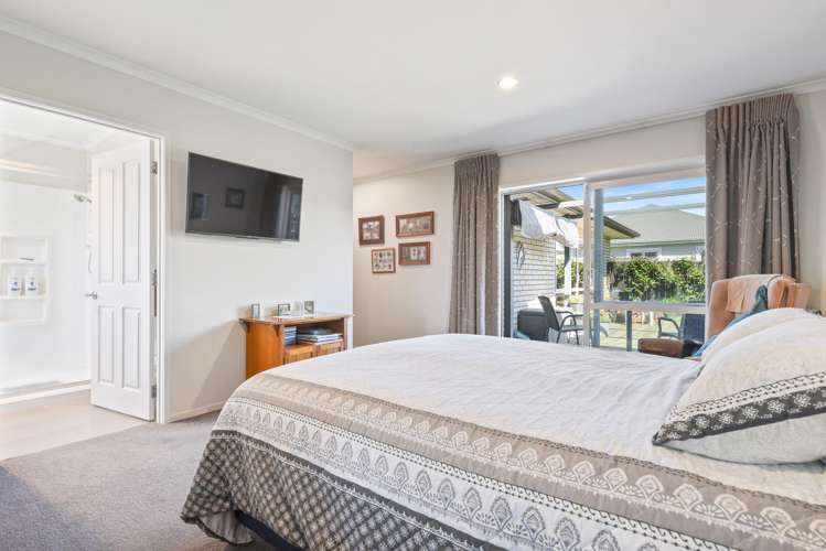 37 Holland Street Glenholme_12