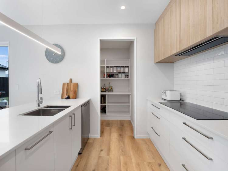 87 Benashet Drive Lincoln_7