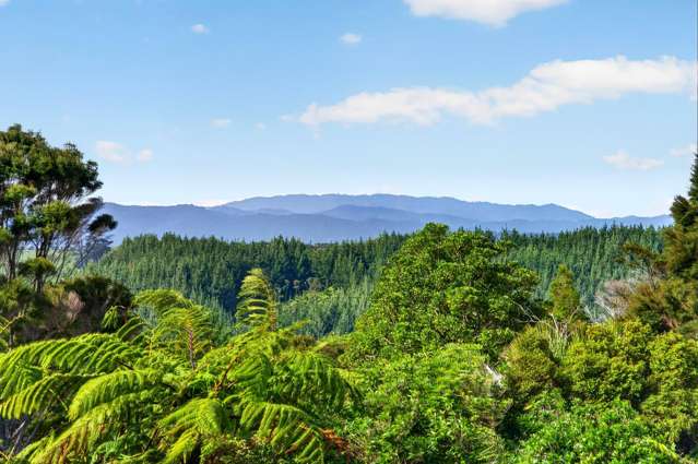 Country Escape - Minutes From Town!
