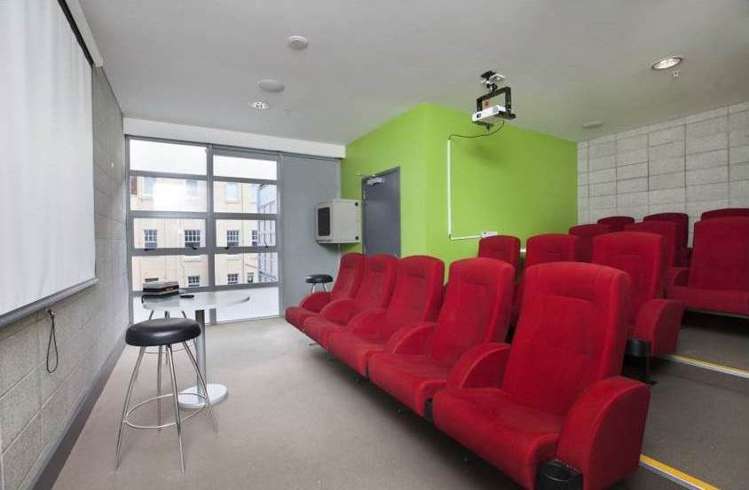 707/133 Beach Road Auckland Central_6