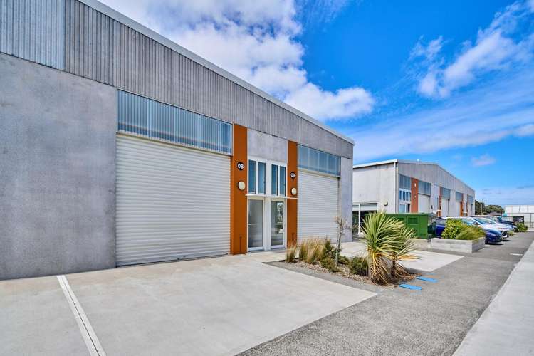 8/41 Bouverie Street Petone_2