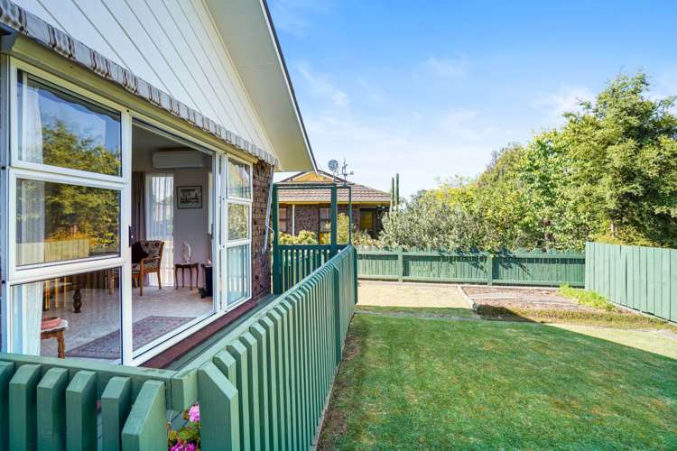 1/4 Carr Street Kamo_18