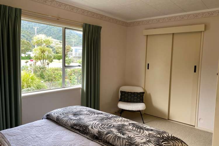 42a West Crescent Te Puru_13