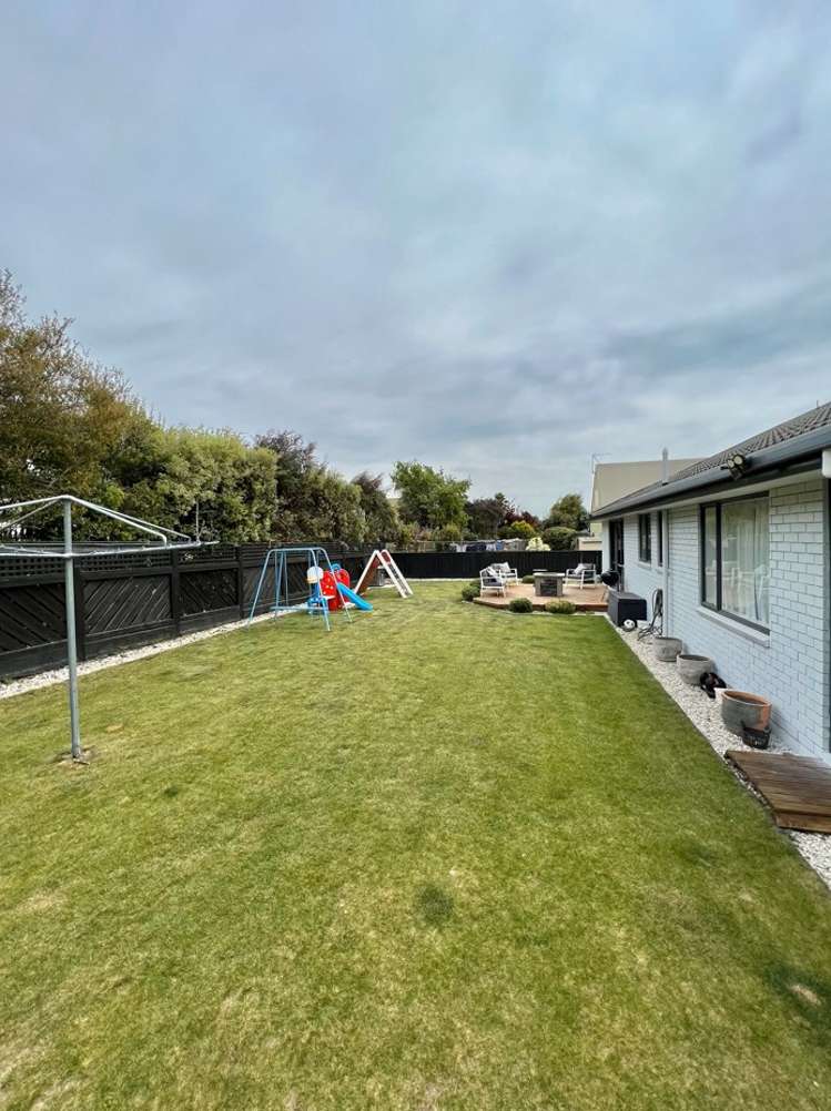 30 Maple Crescent Richmond_7