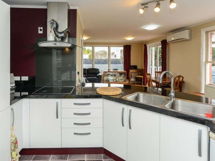 76 Nuffield Avenue Marewa_9