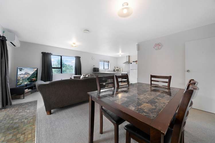 2/191 Don Buck Road Massey_6