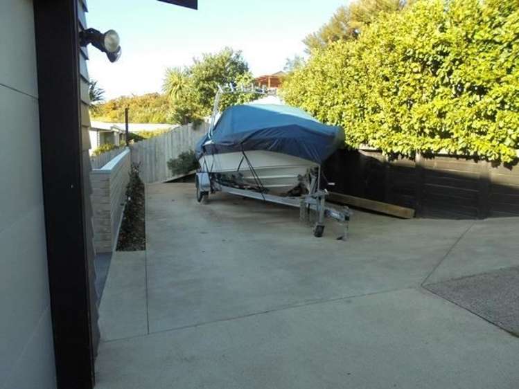 19 Hawaiian Parade Arkles Bay_18