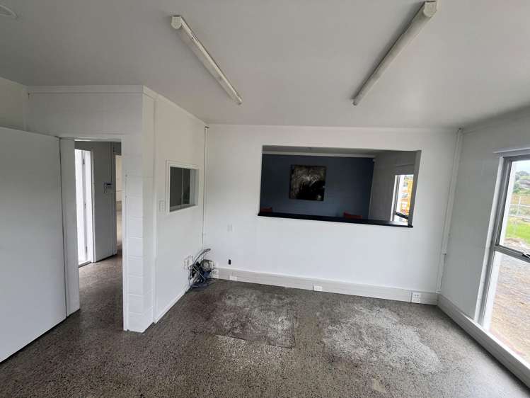 B/30 Barrys Point Road Takapuna_5
