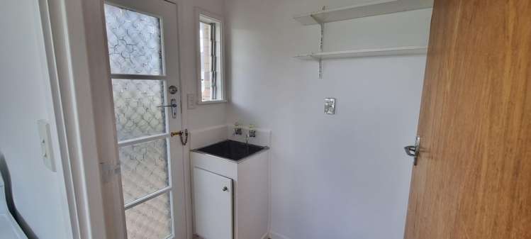 1/12 Aramoana Avenue Devonport_12