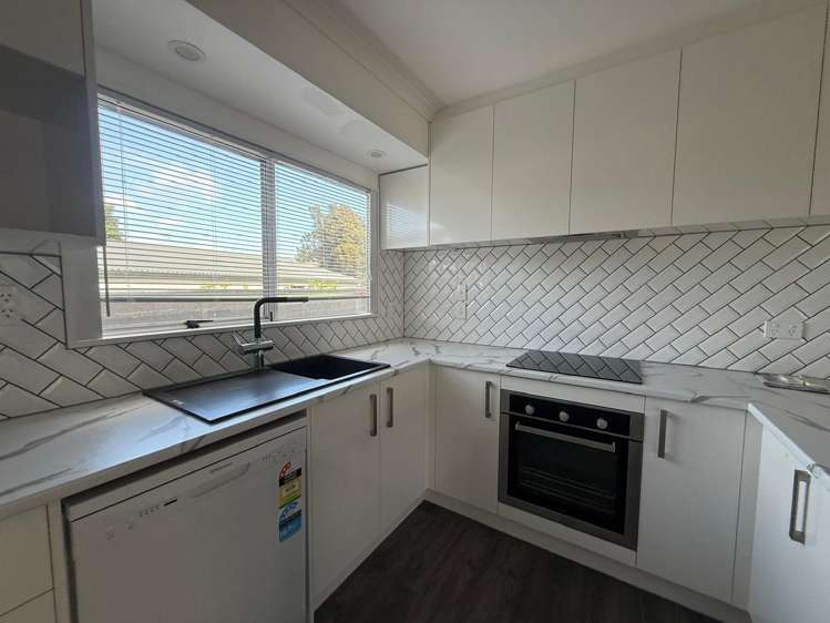 4 Lickfold Lane Pukete_7