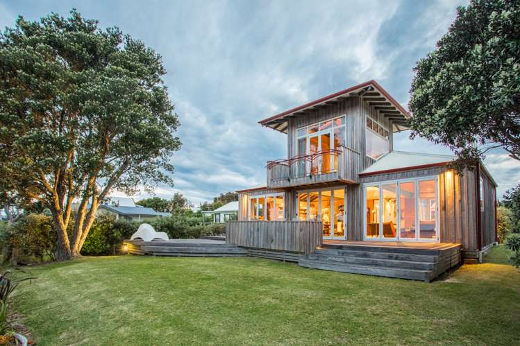 222 Mangakahia Drive Whangapoua_19