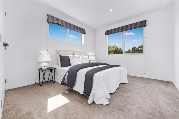 46 Springside Drive Flat Bush_25