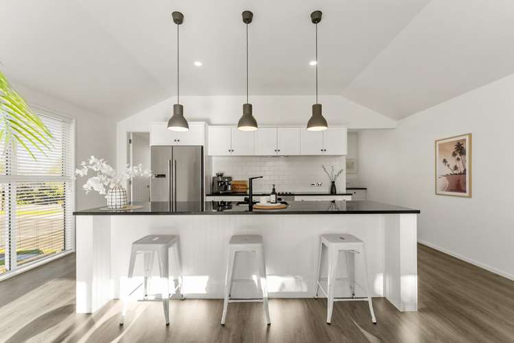 379B Oceanbeach Road_1