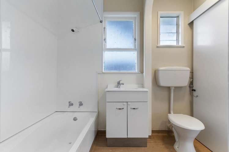 20 Gill Avenue Te Atatu Peninsula_8
