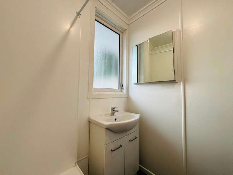 12 Miro Street Trentham_12