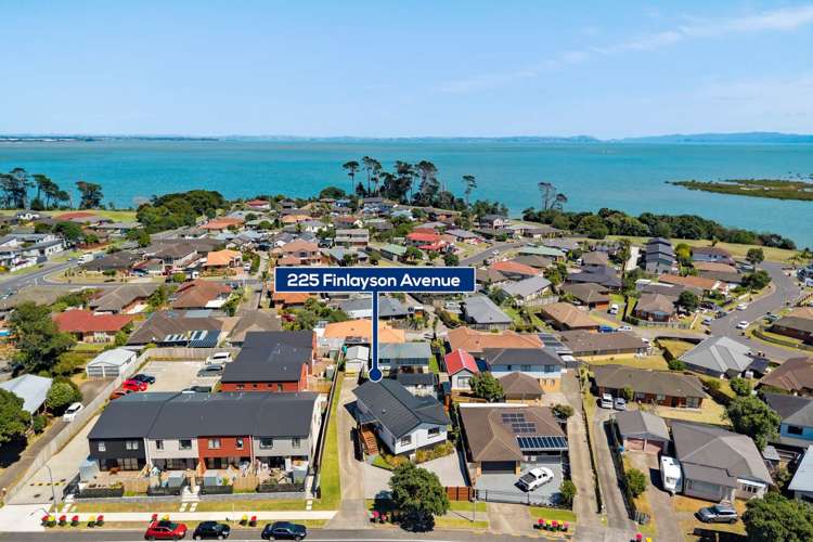 225 Finlayson Avenue Clendon Park_15