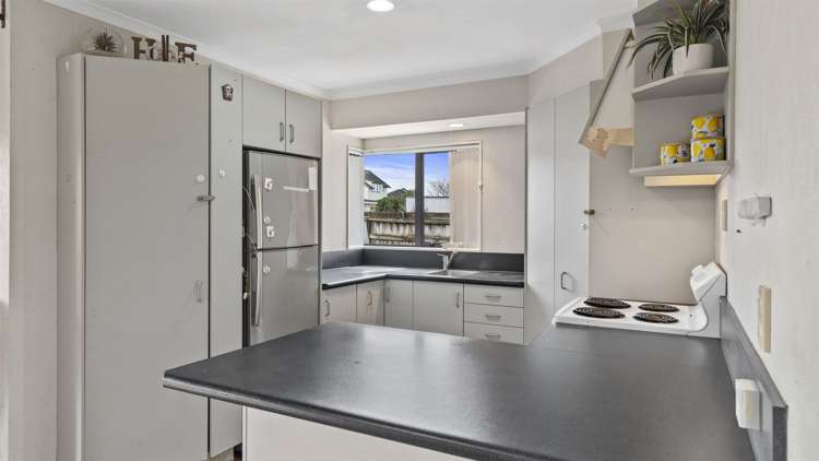 32 Pooles Road Greerton_5