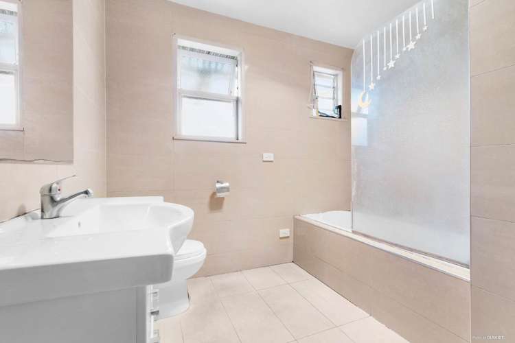 12 Rielly Place Mount Wellington_9