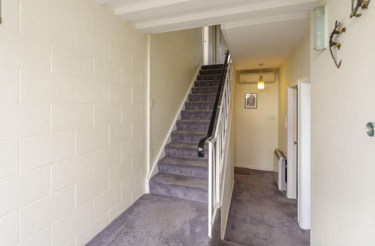 1/173 Soleares Avenue Mount Pleasant_18