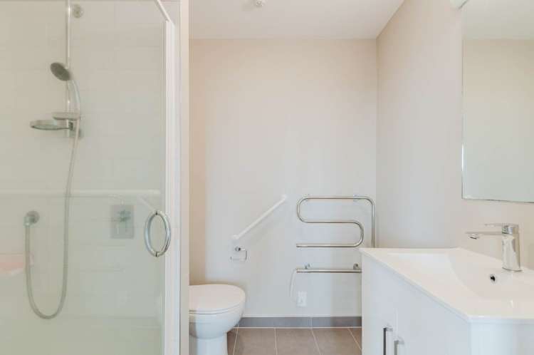 B305/525 East Coast Road Pinehill_7